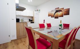 Cozynite Premium Apartment Schoenbrunn 1